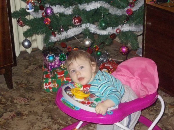 Просять допомогти врятувати дитину.  ФОТО